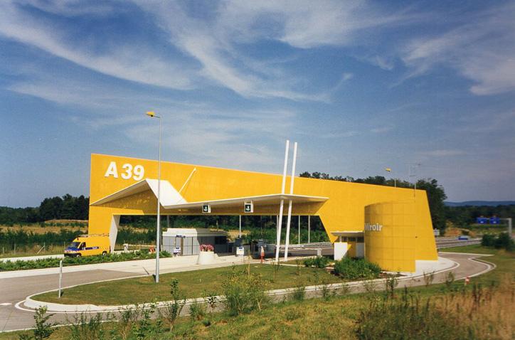 scoeii9jfslaqivr.jpg